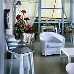 Santiago 3*