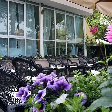 Santiago Milano Marittima